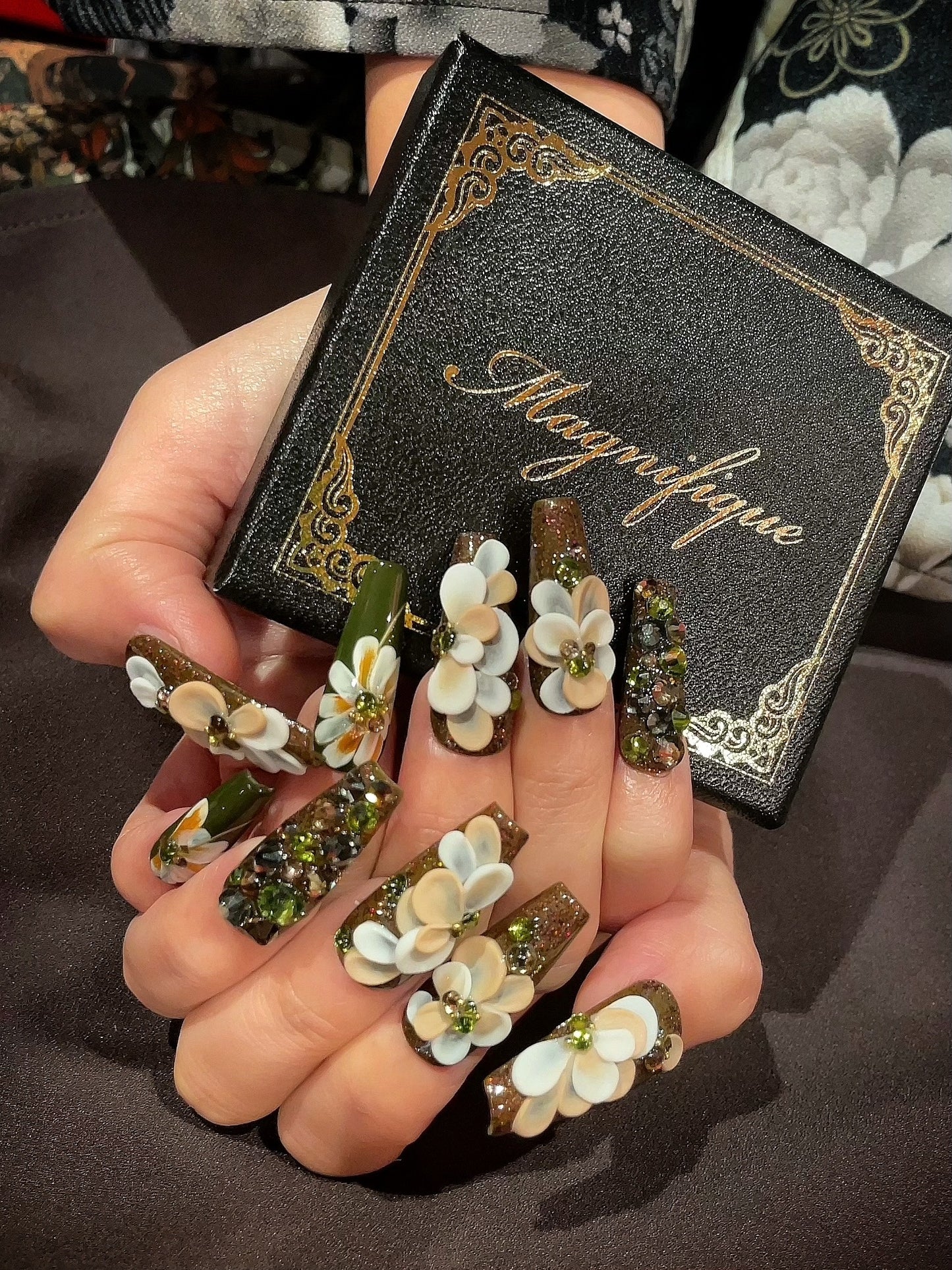 【Magnifique】9014 ネイルチップ~Fleur~